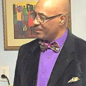 Meet your Posher, Robert